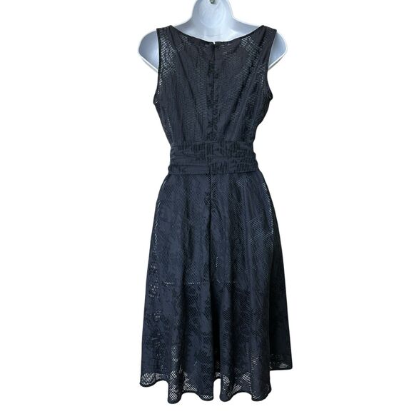 Josie Natori 8 Sleeveless Belted Jacquard Fit-&-Flare Floral Gray  Dress Unlined - Picture 2 of 13